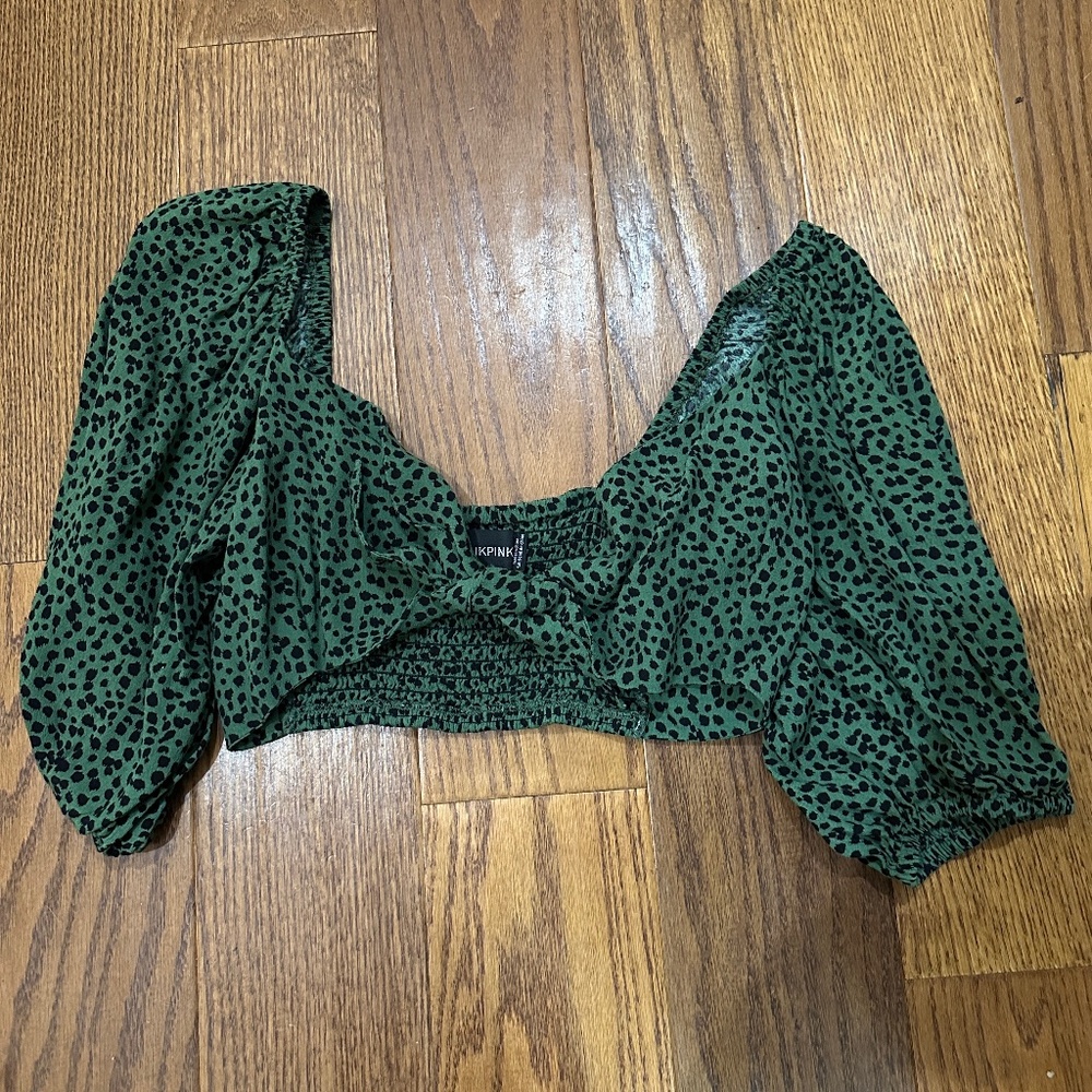 MINKPINK Neha Green Leopard Puff Sleeve Tie Front Vacation Top Women Size S
